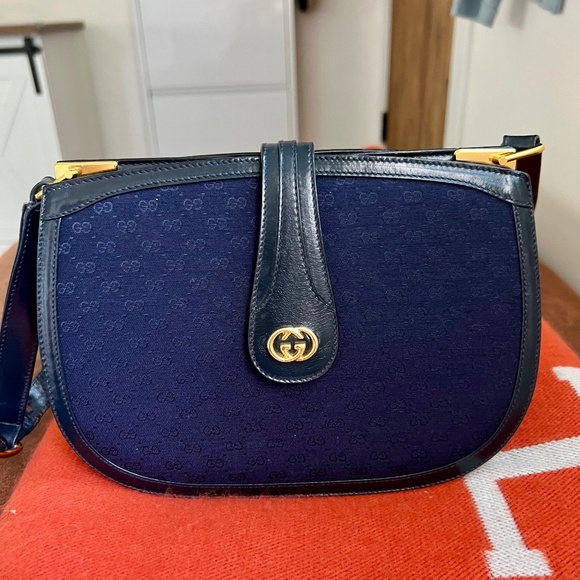 Vintage Gucci Crossbody - Picture 1 of 10